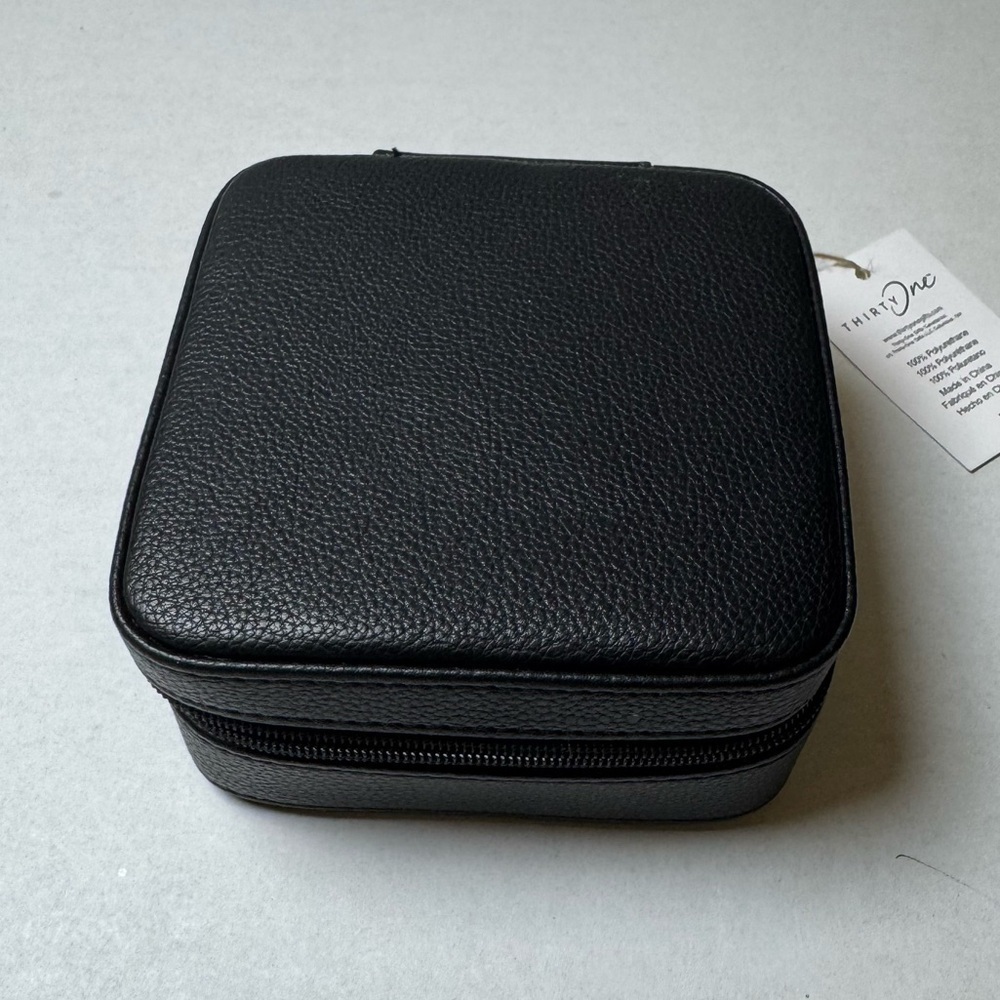 Thirty-One Small Jewelry Organizer Black Smooth Pebble